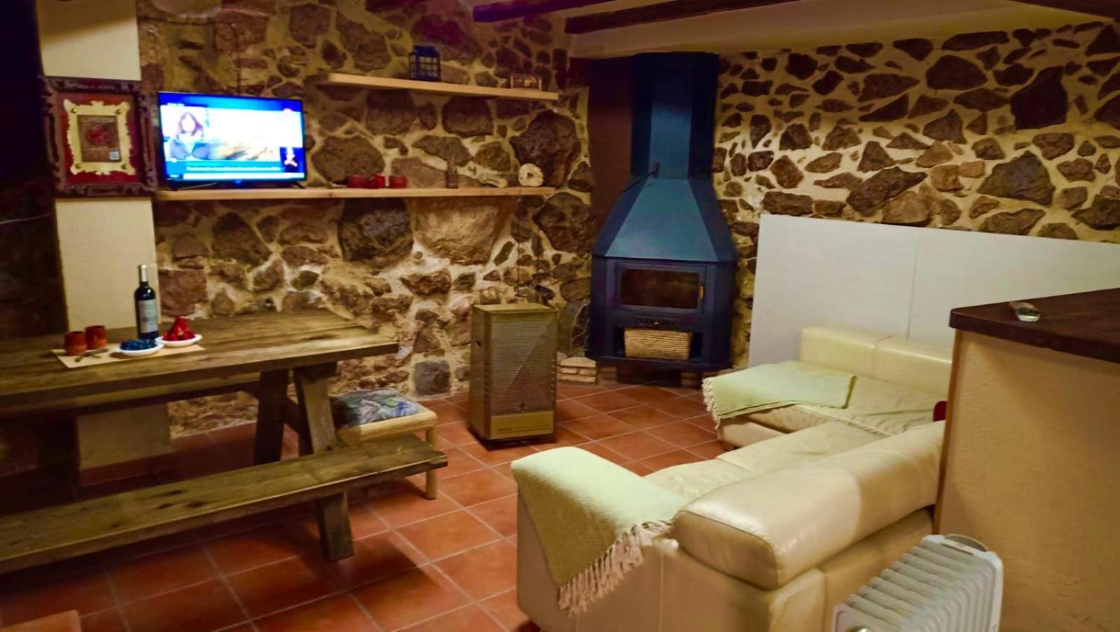 Cuatro Rosas Jerica Villa Exterior photo